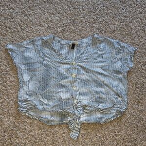 Universal Thread Black and White Striped Tie-Front Button Shirt